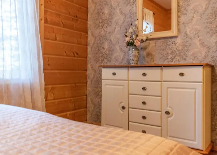 Naesinjoutsen By Interhome Kekkonen