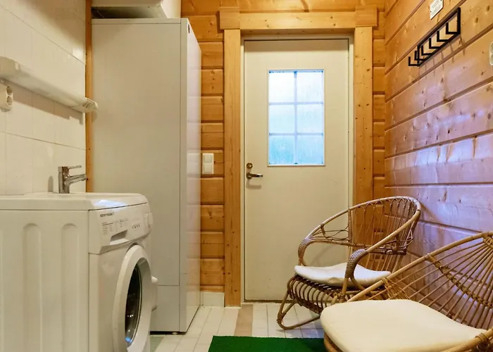 Naesinjoutsen By Interhome Hébergement de vacances